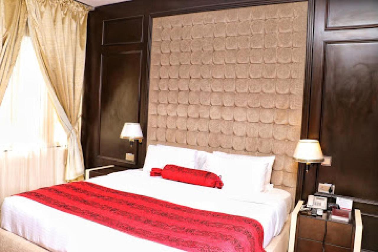 Room In Lodge - Best Western Plus-Ibadan Bagian luar foto
